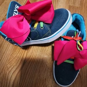 Jojo siwa heeleys youth size 5 (womens 6)